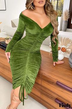 Fisdy - Elegante vestido ciruela de manga larga sin hombros con refinado detalle de cordón Slim Bodycon Dress, Velvet Midi Dress, Drawstring Dresses, Ruched Bodycon Dress, Hip Dress, Sleeve Dresses, Mid Length Dresses, Long Sleeve Midi Dress, Look Casual