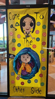 October Door Decorations, Halloween School Door, Coraline Decorations Halloween, Coraline Decorations, Halloween Door Decorating Contest, Fall Classroom Door Ideas, Dorm Door Ideas, Halloween Door Contest, Halloween Door Decoration Ideas