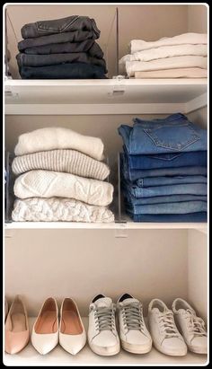 Discover genius jeans storage ideas to organize your wardrobe effortlessly! Maximize space and style with creative solutions for a clutter-free closet. Organiser Son Dressing, Extra Space Storage, Getting Organized At Home, Neutral Capsule Wardrobe, Capsule Wardrobe Basics