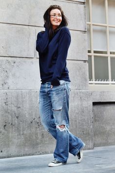 Vestiti In Jeans, Comfy Jeans Outfit, Look Jean, Comfy Jeans, Women Fashion Edgy, Outfit Jeans, Mode Casual, Black Women Fashion, Outfits Casual