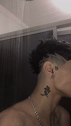 insta: @uumensch Mens Hair Designs Lines, Male Hairstyles Short, Hair Tattoo Men, Fade Haircut Designs, Haircut Designs For Men, Hair Designs For Men, Buzz Cut Hairstyles, Curly Hair Fade, Edgars Haircut