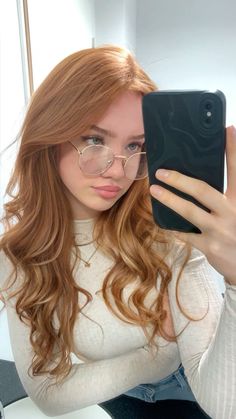 #ginger #gingergirl #glasses #hairinspo #outfitinspo #inspo Ginger Hair With Glasses, Outfits For Strawberry Blonde Hair, Glasses Red Hair, Glasses For Redheads, Red Head With Glasses, Ginger With Glasses, Makeup For Ginger Hair, Redhead With Glasses, Ginger Hair Short