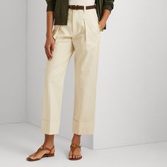 Crafted with double-faced cotton with a hint of stretch these ankle pants feature crisp pleats a wide-leg silhouette and a sophisticated high rise for a tailored finish. Chinos Women, Pleated Pants Outfit, Ankle Trousers, Ankle Pants Women, Womens Chinos, Tan Pants, Pants Outfits, Wardrobe Inspiration, Women Outfit