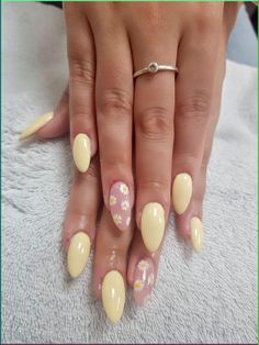 Christmas Nail Art Inspiration for Short Nails Step Up Your Christmas 2023 | Winter Nail Inspo Yellow Nails Inspiration, Spring Yellow Nails, Easter Nail Art Designs, Almond Acrylic, Yellow Nail Art, Simple Spring Nails, Yellow Nails Design, Nails Pretty, Spring Yellow