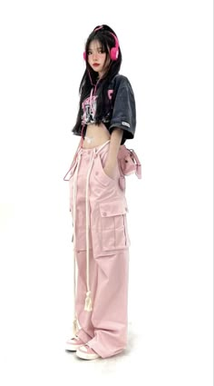 Japanese Streetwear Aesthetic, Japan 2000s Fashion, Fashion Types, Dance Fits, Mode Indie, Outfit References, Aesthetic Outfit Ideas, Fashion Y2k