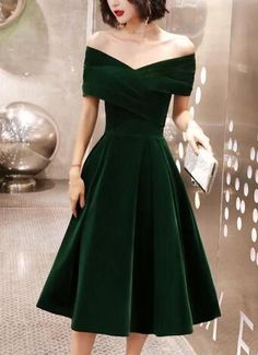 Dark Green Fitted A-line Dresses, Fitted Dark Green A-line Dresses, Fitted A-line Dark Green Dress, Bridesmaid Dress Tea Length, Vintage Style Bridesmaid Dresses, Party Dress Green, Off Shoulder Party Dress, Green Bridesmaid Dress, Dress Tea Length