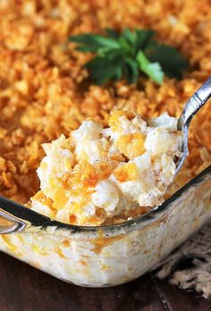 Funeral Potatoes Image Mary Makes It Easy Twice Baked Potato Casserole, Cheesy Potato Recipe, Easy Cheesy Potatoes, Comfort Food Sides, Creamy Cheesy Potatoes, The Kitchen Is My Playground, Side Dishes For Ham, Slow Cooker Bacon, Cheesy Potatoes Recipe