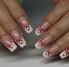 Red Nail Art Almond Shape, Ldr Nails, How Nails, Lace French Tip Nails, Simple Bow Nails, Nail Art Noel, Easy Nails, Nice Nails