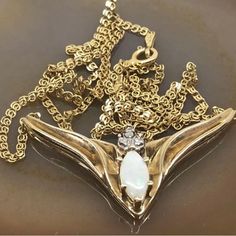 Markings: 10k Weight: 3.6 G Length: 17" Stone Size Range: 1mm X 1mm - 4mm X 6mm Clasp Is Magnetic Diamond Pendant Necklace, 10k Gold, Diamond Pendant, Womens Jewelry Necklace, Jewelry Necklaces, Necklaces, Women Jewelry, Pendant Necklace, Range