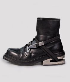 Dirk Bikkembergs, Biker Boot, Fast Fashion, Costume Design, Simple Outfits, Streetwear Fashion