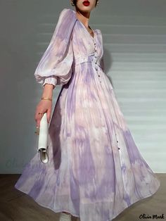 Olivia Mark - Elegant Chiffon Dress with Abstract Regular Fit Silk Long Dress, Women's A Line Dresses, Silk Dress Long, Party Kleidung, Elegant Dresses For Women, Types Of Dresses, Tie Dye Print, Purple Dress, Guest Dresses