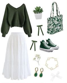 Sweater Outfits Ideas, White Skirt Styling, Cute Winter Outfits Skirt, Cute Skirt Outfits For Winter, Styling Skirts For Winter, How To Style White Skirt, Garden Aesthetic Outfit, Casual Outfits With Skirts, Winter Outfits Skirts