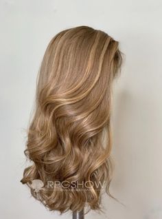 Honey Blonde With Highlights, Blonde Highlights Natural, Hair Color Ash, Blonde With Highlights, Highlights Natural, Hair Change, Ash Blonde Highlights, Vacation Hairstyles, Dirty Blonde Hair