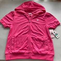 Nwt Juicy Couture Girl’s Short Sleeve Hooded Zip Up Size Xl Terry Cloth Pink T19 Couture, 2000s Fashion Juicy Couture, Mcbling Clothes, 2000s Fits, Pink Sweatshirts, 2000 Clothes, Zip Up Shirt, 2000s Clothing, Juicy Couture Tracksuit