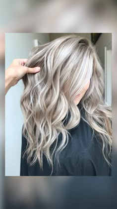 Fall Blonde Hair Color, Ice Blonde Hair, Fall Blonde Hair, Ash Blonde Hair Colour, Balayage Blond, Icy Blonde Hair, Cool Blonde Hair, Blonde Hair Color Ideas