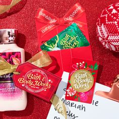 A gift EVERYONE on your list will ❤️ to get in their stocking! Body Lotions, Bath And Bodyworks, Christmas Stocking Stuffers, Classic Holiday, Personalised Box, Classic Christmas, Bath Body Works, Perfect Christmas, Christmas Stocking