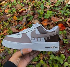 Custom painted drip Airforce 1's. Hand painted brown/neutral hues. Items may vary slightly as each pair is handmade with love 🤎 *Item may be changed to an equivalent size such as boys/mens, depending on inventory. Please refer to sizing chart for reference. 🤎 *I do not offer returns or exchanges on custom items because each one is made specially for you  *if there is a shoe default, whether from myself or after purchase, I do offer free fixes on any custom item🤎 -I strive for the best customer service possible so please feel free to reach out to me with any concerns and I will work to get you the best result, because without you, this isn't possible     -Stay SimplyUncustomary Nike Air Force Customized, Nike Airforces Shoes, Nike Custom Af1, Custom Nike Shoes Vintage, Air Force 1 Custom Shoes, Air Force Nike Custom, Shoes Air Force 1s Nike, Nike Air Force Herren, Nike Airforce 1 Customized