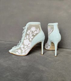 High Heels Lace Wedding Shoes Floral Embroidered and Beaded - Etsy Suede Pointed Toe Heels For Wedding, Embroidered Wedding Shoes For Summer Parties, Wedding Heels With Floral Embroidery And Round Toe, Floral Embroidered High Heel Wedding Heels, Embroidered High Heel Wedding Shoes, Summer Wedding Heels With Floral Embroidery, Spring Wedding Heels With Floral Embroidery, Floral Embroidered High Heels For Wedding, Elegant Embroidered Wedding Shoes For Spring