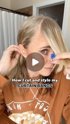 Trim Curtain Bangs, Curtain Bangs Styling, Bangs Medium Length Hair, Cut Bangs Tutorial, Hairstyle Wavy Hair, How To Cut Fringe, Cut Side Bangs, Styling Bangs Tutorial, Bangs Styling