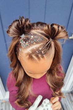 hairstyles, kids fashion, shooting stars Haircut Volume, Hairstyles Traditional, Toddler Hairstyles Girl Fine Hair, Kids Short Haircuts, Kids Bob, Chubby Face, Haircuts Blonde, Easy Little Girl Hairstyles