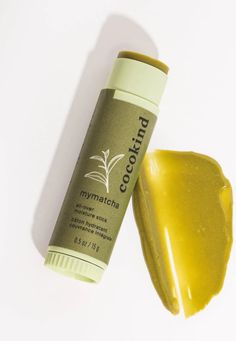 This Matcha Stick is a staple for every skincare routine – whether at home or on-the-go! It can be applied under the eyes to ward off dark circles or puffiness, or used as a dry spot corrector, for flyaway hairs, and daily lip balm! The catechins within the matcha powder are a powerful antioxidant that helps nourish and protect the skin. Use it anywhere, take it everywhere -- this is your skincare BFF. Ingredients: helianthus annuus (sunflower) seed oil*, cocos (coconut) nucifera oil*, helianthu Product Flatlay, Gloss Packaging, Lip Balm Packaging, Matcha Tea Powder, Flatlay Photography, Lip Balm Stick, The Matcha, Milk Cleanser, Safe Skincare