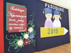 two decorated wall panels with graduation pictures on them and flowers in the middle one has a sign that says passowanne