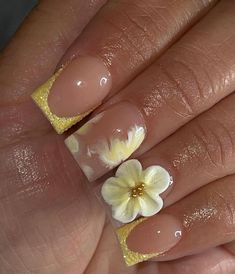 Yellow Nails With Flowers, Flower Nails Short, Nails Hibiscus, Hibiscus Nails, Girly Acrylic, Yellow Hibiscus, Hard Nails