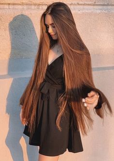 Extremely Long Hair, Silky Smooth Hair, Long Silky Hair, Long Hair Pictures, Really Long Hair, Long Brown Hair, Super Long Hair, Foto Poses, Long Hair Girl