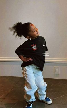 Kids Streetwear Girls Outfit, Stormi Outfits, Lou Dog, Stormi Webster, Kids Streetwear