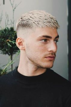 faded haircut inspiration White Hair Men, Very Short Hair Men, Fade Haircut Styles, Best Fade Haircuts, Short Fade Haircut, Men Blonde Hair, Dyed Hair Men, Mens Haircuts Short Hair