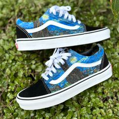 These shoes have the famous painting "Starry Night" by Van Gogh on sides of each shoe. Vans Old Skools.  We buy each pair of blank shoes BRAND NEW from the Vans retail store.  The ink is permanent and will never come off. Made in the USA. This price includes everything: shoes, artwork, and shipping. Thanks for stopping by our Etsy shop! Please message us with any questions! Sizes listed are in US sizing scale. If you have any issues with your order, please feel free to reach out to us and we will be more than glad to help you! Note: Blvd Custom is in no way affiliated with any of the shoe brands or companies that are featured on our website. Each pair of shoes is ordered lawfully bought at retail price. Artistic Blue Sneakers With Round Toe, Shoes Artwork, Painting Starry Night, Night Shoes, Mens Vans Shoes, Halloween Shoes, Nike Converse, Custom Nike Shoes, Sneaker Art