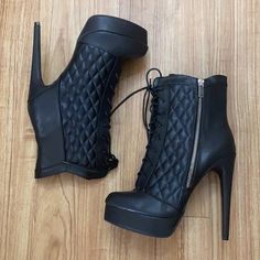 New, Never Worn Black Lace Up Boot Hand References, Shoe Hacks, Fox Shoes, Paper Fox, Drawing Help, Goth Shoes, Black Lace Up Boots, Fashion Shoes Heels, Shoes 2023