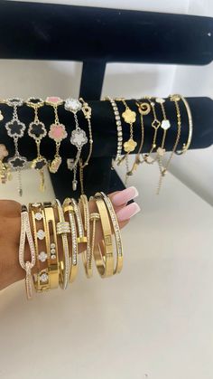 Xoxo Jewelry, Girly Bracelets, Dope Jewelry Accessories, Fancy Accessories, Lucky Jewelry, Wrist Jewelry, Luxe Jewelry, Jewelry Accessories Ideas, Dope Jewelry