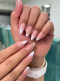 Gradient Acrylic Nails, Acrylic Nails Medium Length, Acrylic Nails Medium, Cute Almond Nails, Acrylic Nails Almond Shape, French Almond, Almond Press On Nails, Nails Medium Length, French Nail Designs