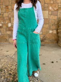 Stay comfy, cool, and stylish with our Teal My Lungs Give Out Overalls. These mineral washed overalls are made with 100% Cotton, so you're guaranteed superior comfort. They also feature front pockets, oversized legs, and adjustable straps, making them perfect for any laid-back occasion. Don't miss out! Breath deep and let 'em fit you like a glove. Womens Online Clothing Boutiques, Fashion Small Business, Women's Western Fashion, Oversized Romper, Womens Western Fashion, Women's Western Wear, Western Apparel, Western Boutique, Western Wear For Women