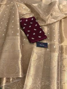 Elegant Sarees, Simple Saree Designs, New Saree Designs, New Saree Blouse Designs, Fashionable Saree Blouse Designs, New Embroidery, Fancy Sarees Party Wear, Indian Saree Blouses Designs, Saree Blouse Patterns