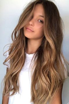 Long Hair Highlights, Rambut Brunette, Caramel Hair, Brown Hair Balayage, Brown Blonde Hair, James Charles, Long Wavy Hair, Prom Hairstyles, Hair Color Balayage