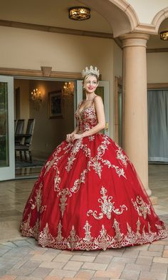 Long gold lace embroidered a-line quinceanera ball gown with sweetheart neckline and removable draped sleeves. Quinceanera Dresses Gold, Tiered Tulle Skirt, Red Quinceanera Dresses, Satin Ball Gown, Tulle Balls, Embroidered Bodice, Sequin Appliques, Quinceanera Dress, Tulle Ball Gown