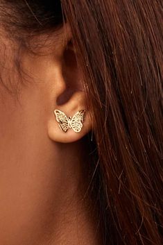 From dinner parties to art shows and everything in between, our Social Butterfly Studs will help you make a shining appearance. Handcrafted in solid gold, these butterflies will offer you feminine glamour and allure. Metal: 14k Yellow Gold Weight: 1.2 Grams Dimensions: 14mm Length, 11mm Width Origin: Crafted in San Zeno, Arezzo, Italy Yellow Gold Butterfly Jewelry For Party, Elegant 14k Gold Butterfly Jewelry, Yellow Gold Butterfly Party Jewelry, Gold Jewelry With Butterfly Charm For Party, Gold Butterfly Charm Jewelry For Party, Elegant Gold Earrings With Butterfly Charm, Elegant Butterfly Charm Earrings, Elegant Pierced Butterfly Jewelry, Elegant Yellow Gold Butterfly Jewelry