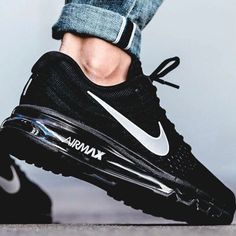 New Without Box, Ships Next Business Day. Man Caves, Nike Air Max 2017, Sport Shoes Design, Black Nike Sneakers, Men Cave, Black Nike Shoes, Kicks Shoes, Wardrobe Pieces, Nike Air Shoes