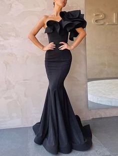 Mermaid / Trumpet Prom Dresses Sexy Dress Party Wear Prom Sweep / Brush Train Sleeveless One Shoulder Charmeuse with Ruffles Trumpet Prom Dress, Prom Dresses Long Black, Black Mermaid Prom Dress, Wedding Event Dresses, Long Prom Gowns, Party Kleidung, Black Prom, Mermaid Evening Dresses, Black Prom Dresses