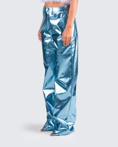 A statement piece that will have all eyes on you 🤩 With a fit that flatters and a color that commands attention, these metallic blue trouser pants are made from metallic faux leather and complete with a mid-rise, wide-legs fit, and wide belt loops 💙 Metallic Blue Outfit, Metallic Pants Outfit, Metallic Outfit, Metallic Trousers, Cute Clothing Ideas, White Corset Dress, Look Board, Iridescent Black, Cool Pants