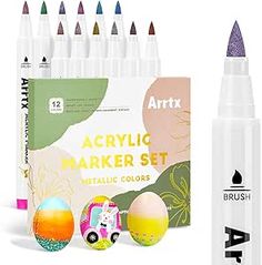 the artx acrylic marker set includes 12 markers, and an eraser