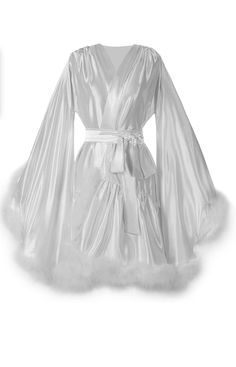 Getting Ready Robes, Bride And Bridesmaids Robes, Robe For Bride, Wedding Robes Getting Ready, White Silk Robe, White Silk Robe Aesthetic, Bridal Robe, Bride Bathrobe, Fancy Robes