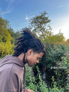 Dreads In A Bun Men, Dreadlock Tie Up Styles, Dyed Twists Natural Hair, Jamaican Outfits Men, Dreadlock Ponytail Men, Black Locs Men, Long Dreadlocks Men, Loc Inspo Men, Long Dreads Men