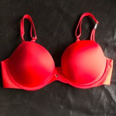 Read Seamless Push Up Elegant Seamless Red Bra, Elegant Red Seamless Bra, Victoria's Secret Seamless Push-up Bra, Red Stretch Bra With Padded Cups, Red Stretch Push-up Bra, Red Seamless Push-up Bra, Seamless Red Push-up Bra, Red Bra With Removable Pads, Red Padded Push-up Bra