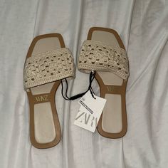 Zara Sandals Size (Usa 6) (Eur 36) Brand New Never Worn Beige Open Toe Flats For Vacation, Beige Open Toe Flats For Summer, Chic Beige Flats For The Beach, Chic Beige Beach Flats, Cream Flat Sandals For Summer, Cream Open Heel Sandals For Vacation, Beige Slip-on Flats For Summer, Casual Cream Sandals With Open Heel, Casual Cream Open Heel Sandals