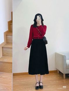 Yn Pictures, Long Skirt Outfits Korean, Christmas Ootd, Safari Outfit, Rok Outfit, Fashion Dresses Formal, Stylish Short Dresses, Casual College Outfits, Red Dresses Classy