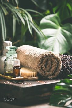 Massage Pictures, Spa Luxe, Săpunuri Handmade, Esthetics Room, Skincare Products Photography, Tropical Background, Sup Yoga, Wellness Spa