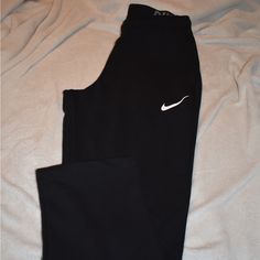 New Without Tags Mens Nike Sweatpants, Nike Pants Mens, Under Armour Sweatpants, Nike Sweatpants, Nike Pants, Nike Black, Men's Nike, Black Nikes, Mens Pants